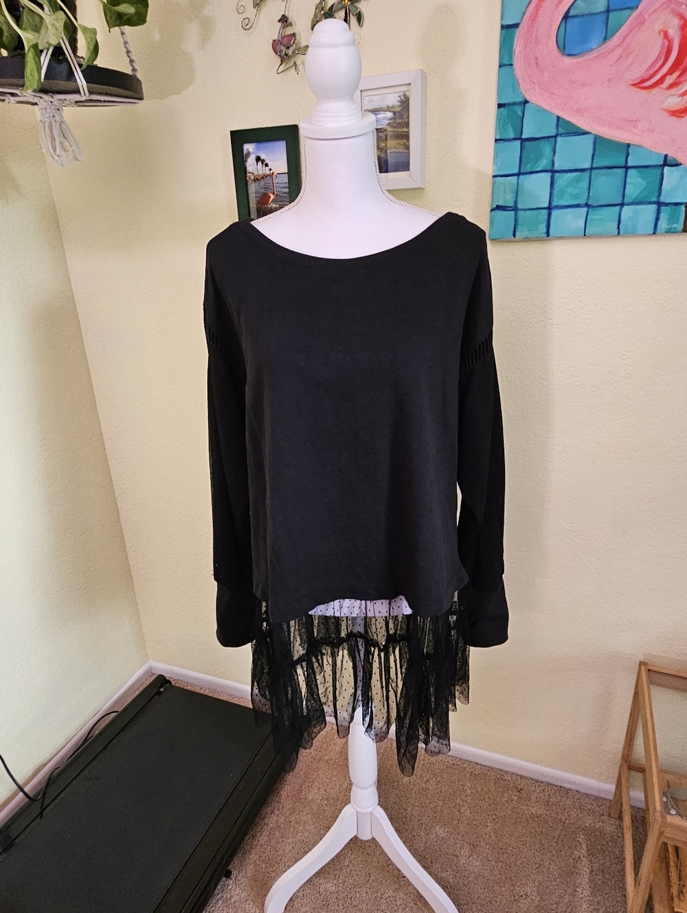 Anthropologie tulle sweatshirt Black Size Large